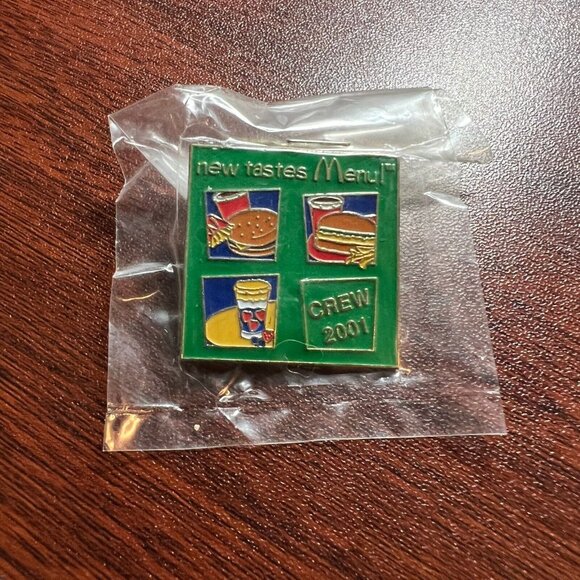 McDonalds Pin New Tastes Menu 2001 Crew Employee Lapel Hat Pinback - Picture 3 of 4